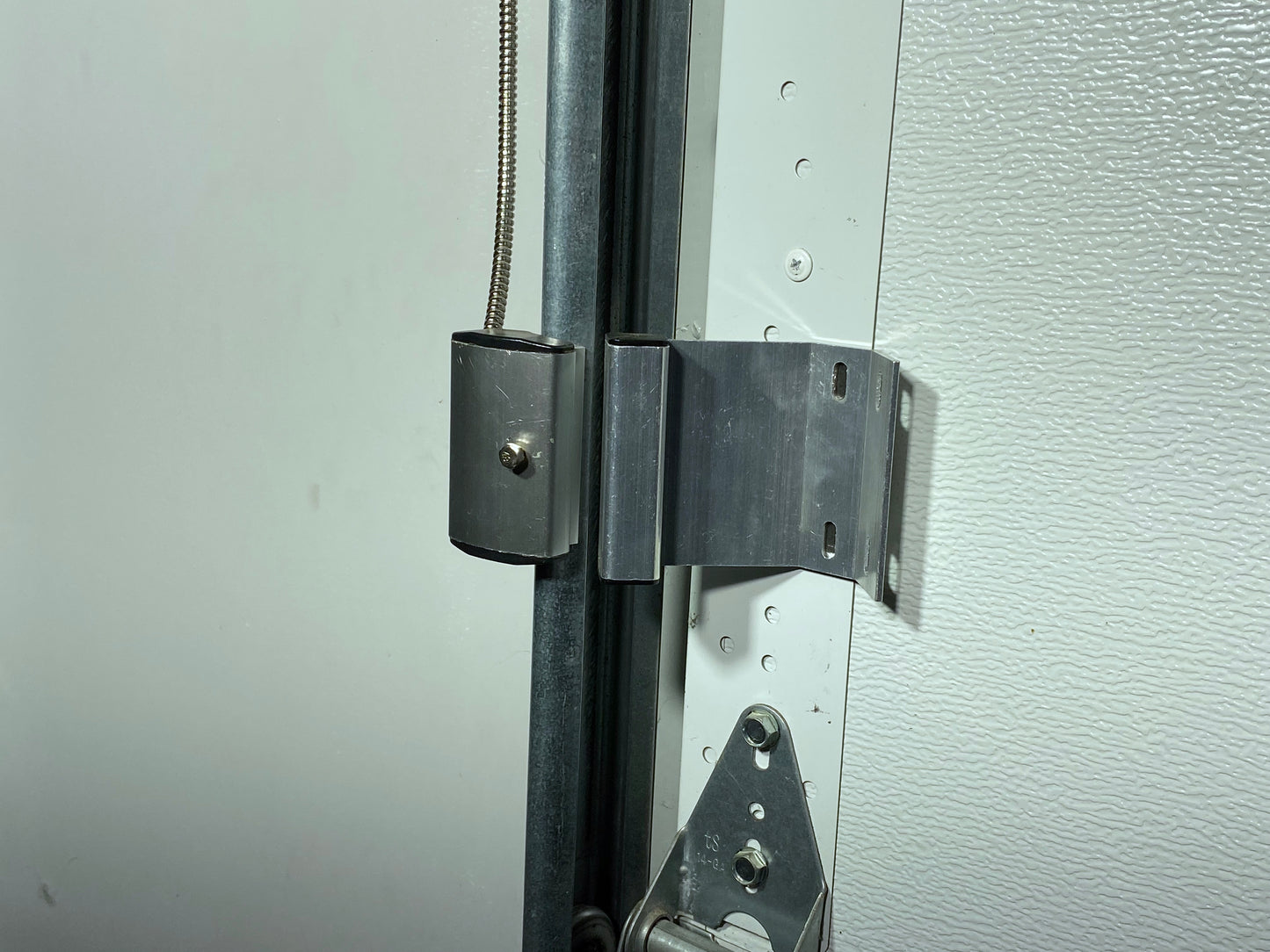 Additional PRO Door Kit with J-track mounted sensor